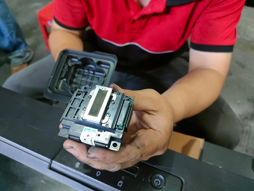 Một số điều cần lưu ý khi vệ sinh đầu phun máy in