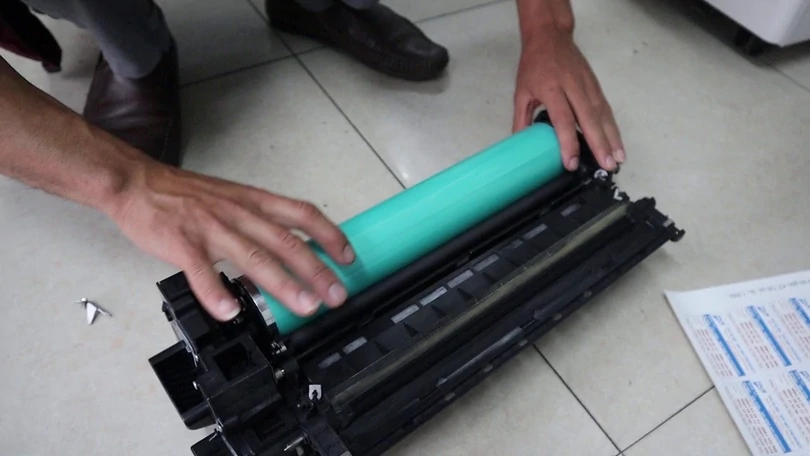 Bảo dưỡng bộ phận trống và gạt mực